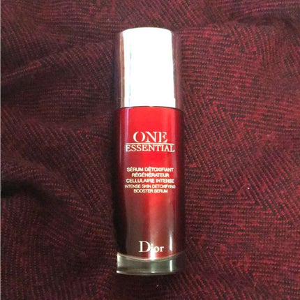 Dior ワン エッセンシャルのクチコミ「美容液はこれを使ってます💕
化粧ノリがよくなるので
私は大好きです😍
お値段は少し高いので
.....」(1枚目)