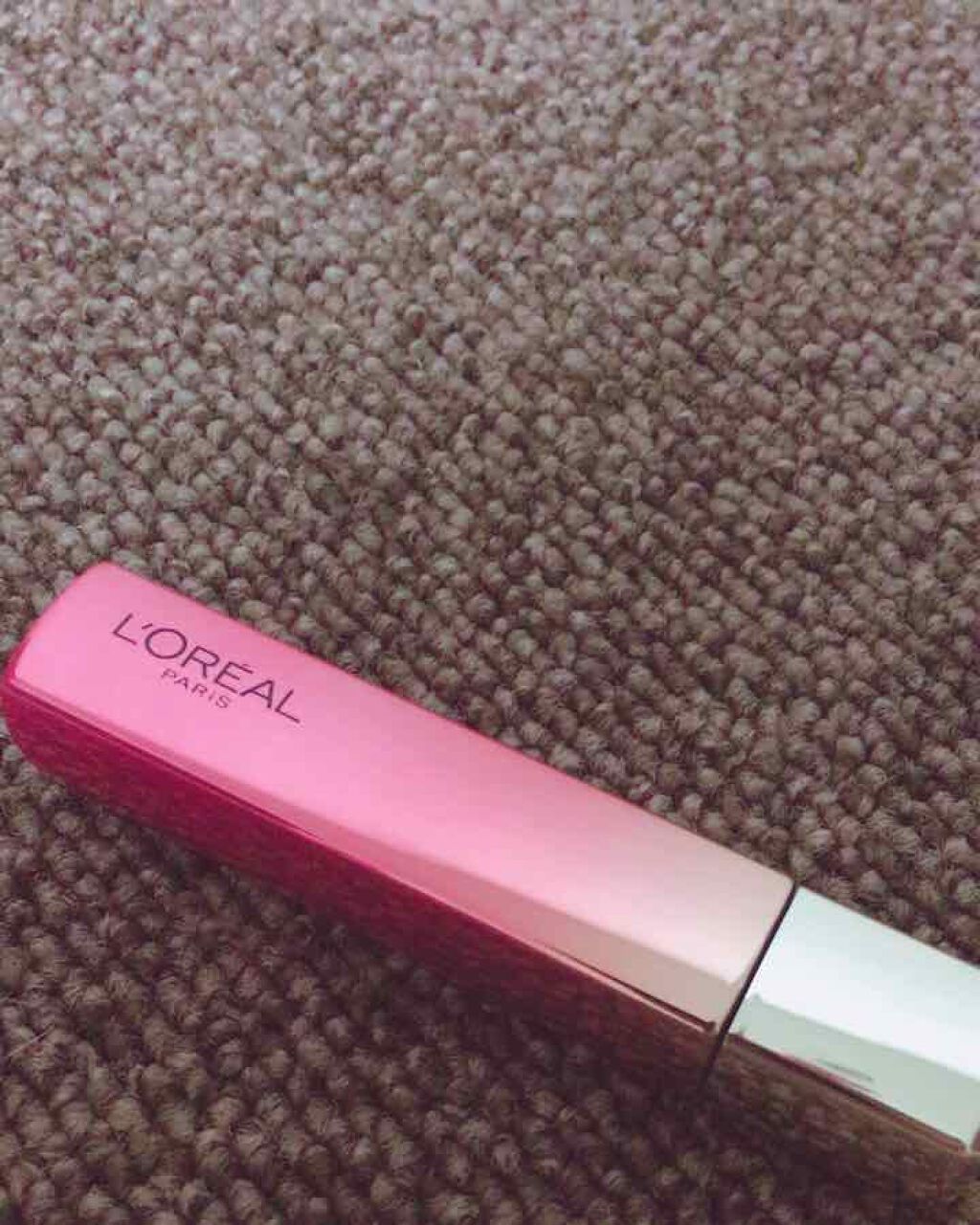 ユイルカレス/ロレアル パリ/リップグロスを使ったクチコミ(1枚目)