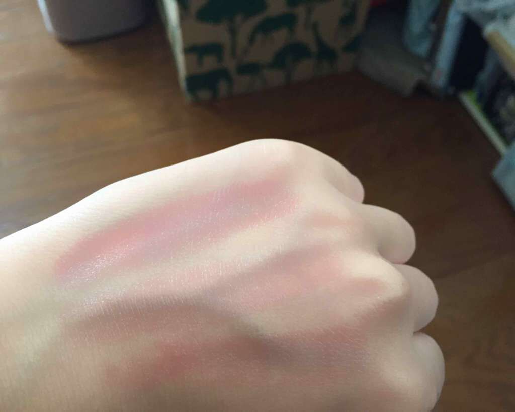 ステイオンバームルージュ/キャンメイク/口紅を使ったクチコミ(2枚目)