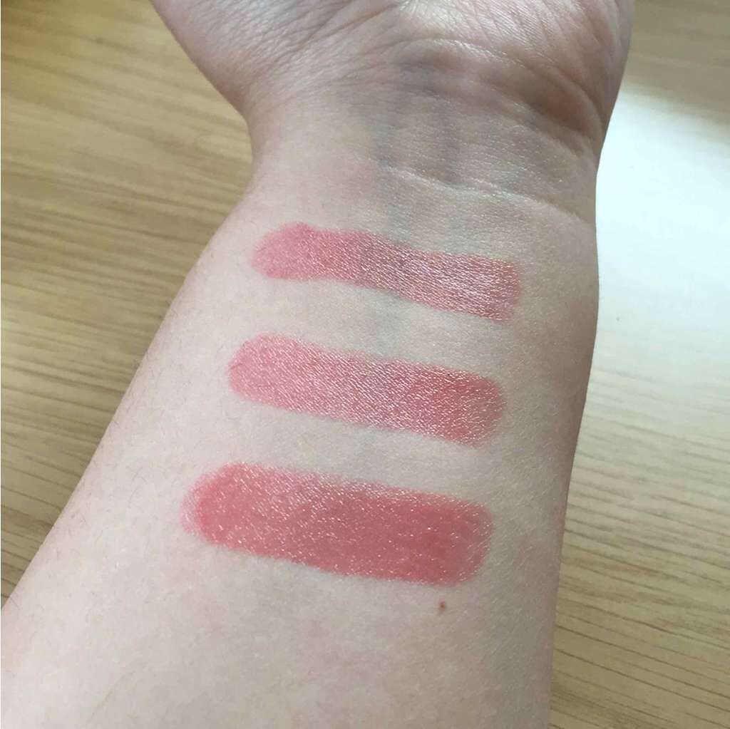 ラスティンググロスリップ/CEZANNE/口紅を使ったクチコミ(2枚目)