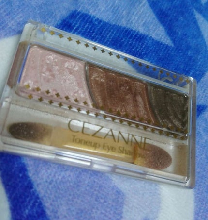 トーンアップアイシャドウ/CEZANNE/アイシャドウパレットを使ったクチコミ(1枚目)
