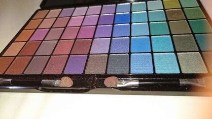 55色 アイシャドウパレット/マリブビューティー/アイシャドウパレットを使ったクチコミ(2枚目)