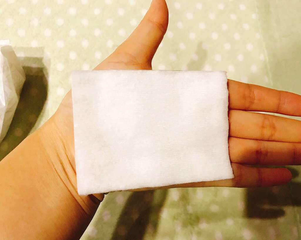 DECORTÉ フェイシャル ピュア コットン Nのクチコミ「COSME DECORTEのフェイスコットン！！
大判で毛羽立ちも全然なくて使いやすい✨

写.....」（2枚目）