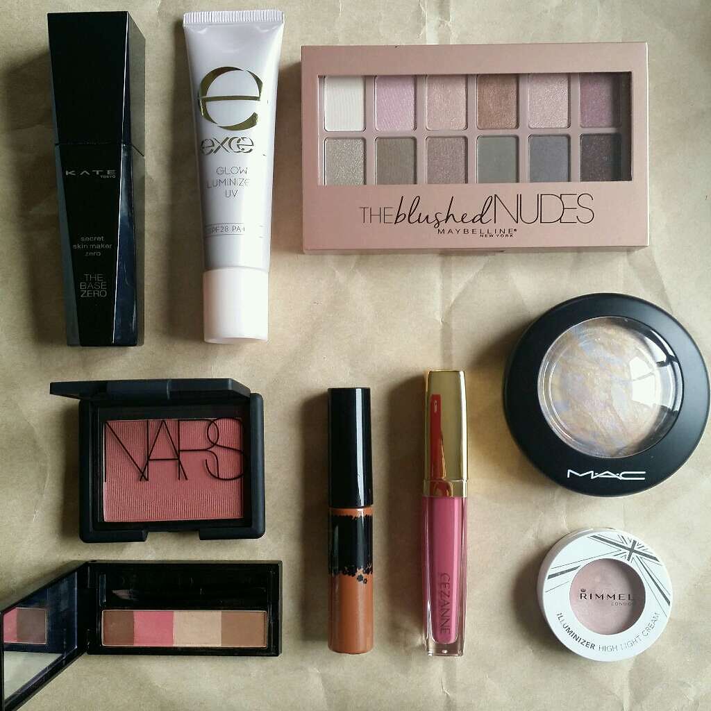 ヌードパレット ブラッシュド/MAYBELLINE NEW YORK/アイシャドウパレットを使ったクチコミ（1枚目）