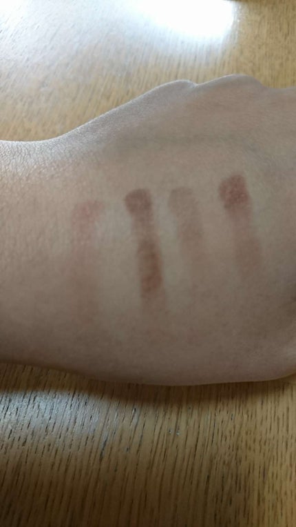 レ キャトル オンブル/CHANEL/アイシャドウパレットを使ったクチコミ(2枚目)