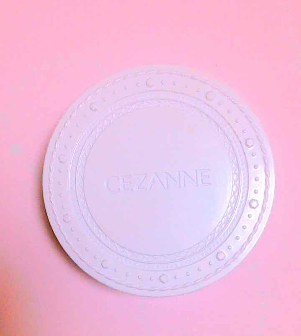 UVクリアフェイスパウダー/CEZANNE/プレストパウダーを使ったクチコミ（1枚目）