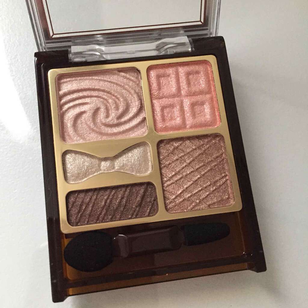 プレミアムガトーシャドウ/スウィーツ スウィーツ/アイシャドウパレットを使ったクチコミ(2枚目)