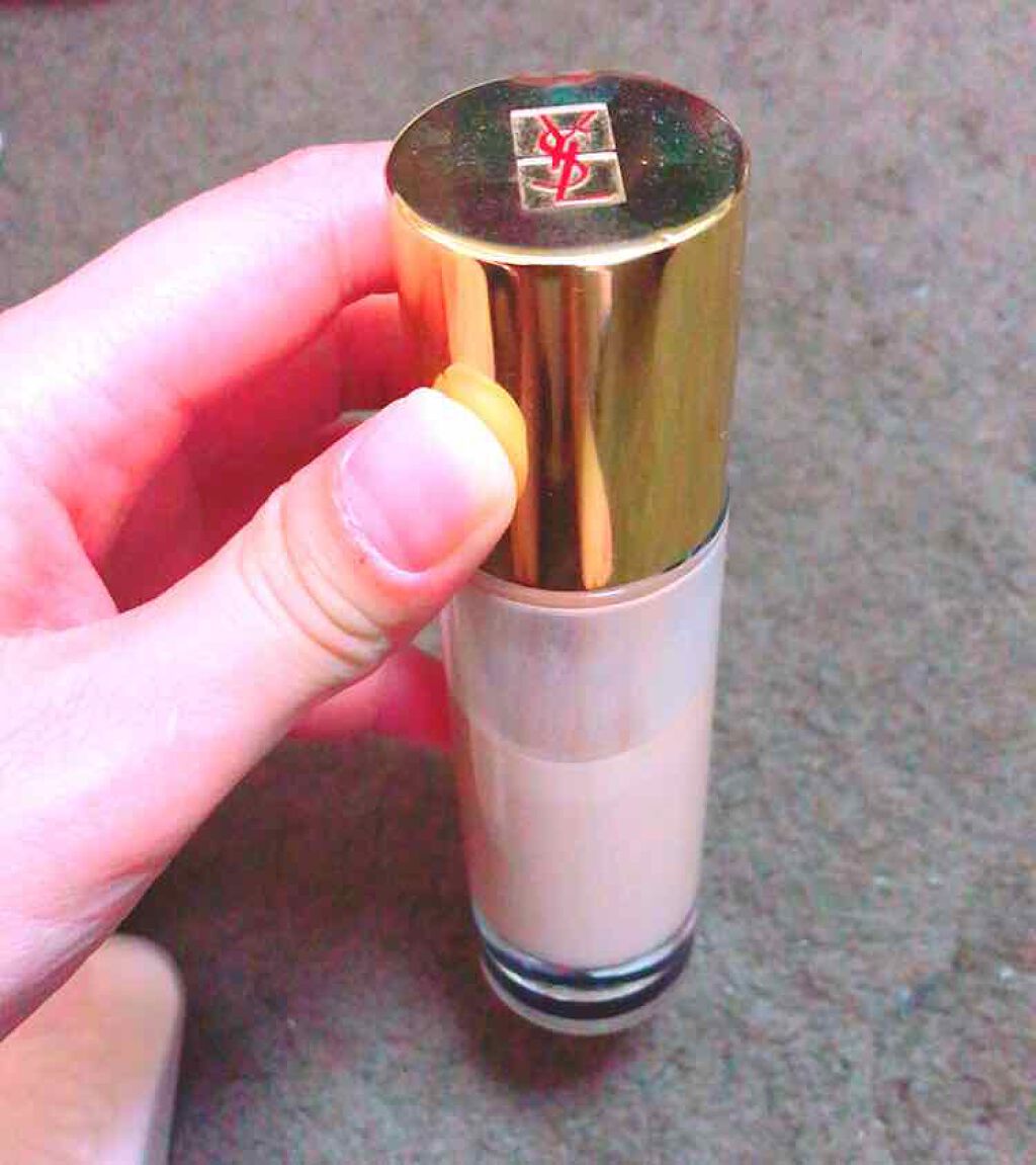 タン ラディアント タッチ エクラ/YVES SAINT LAURENT BEAUTE/リキッドファンデーションを使ったクチコミ(3枚目)
