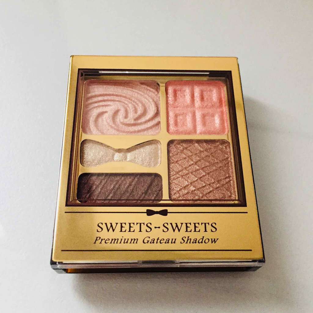 プレミアムガトーシャドウ/スウィーツ スウィーツ/アイシャドウパレットを使ったクチコミ(1枚目)