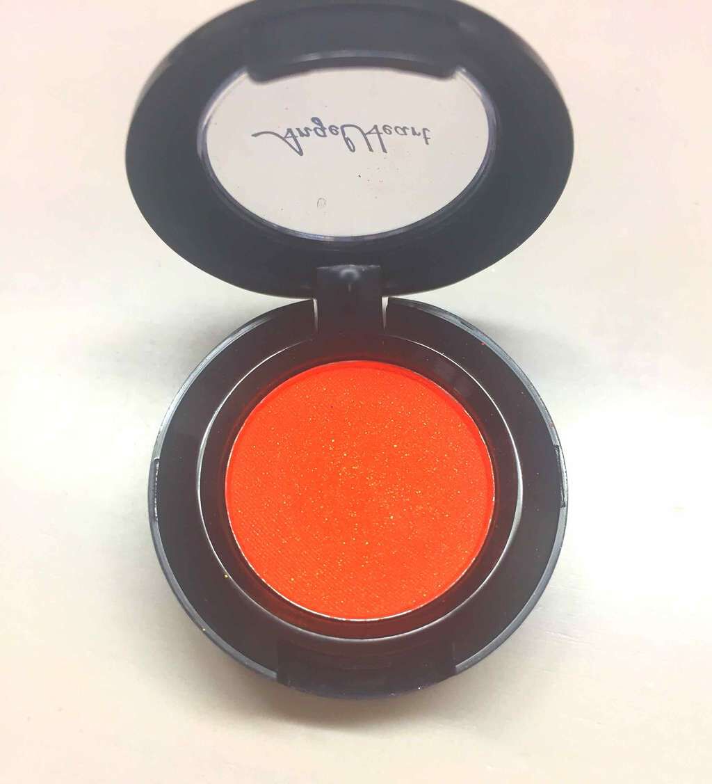 エンジェル ハート アイカラーズ/エンジェルハート/単色アイシャドウを使ったクチコミ(2枚目)