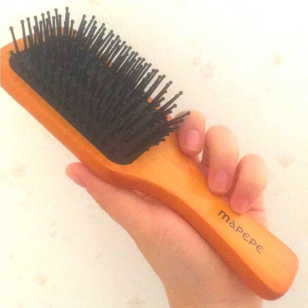 ふかふかクッションのミニパドルブラシ/マペペ/ヘアブラシを使ったクチコミ(2枚目)