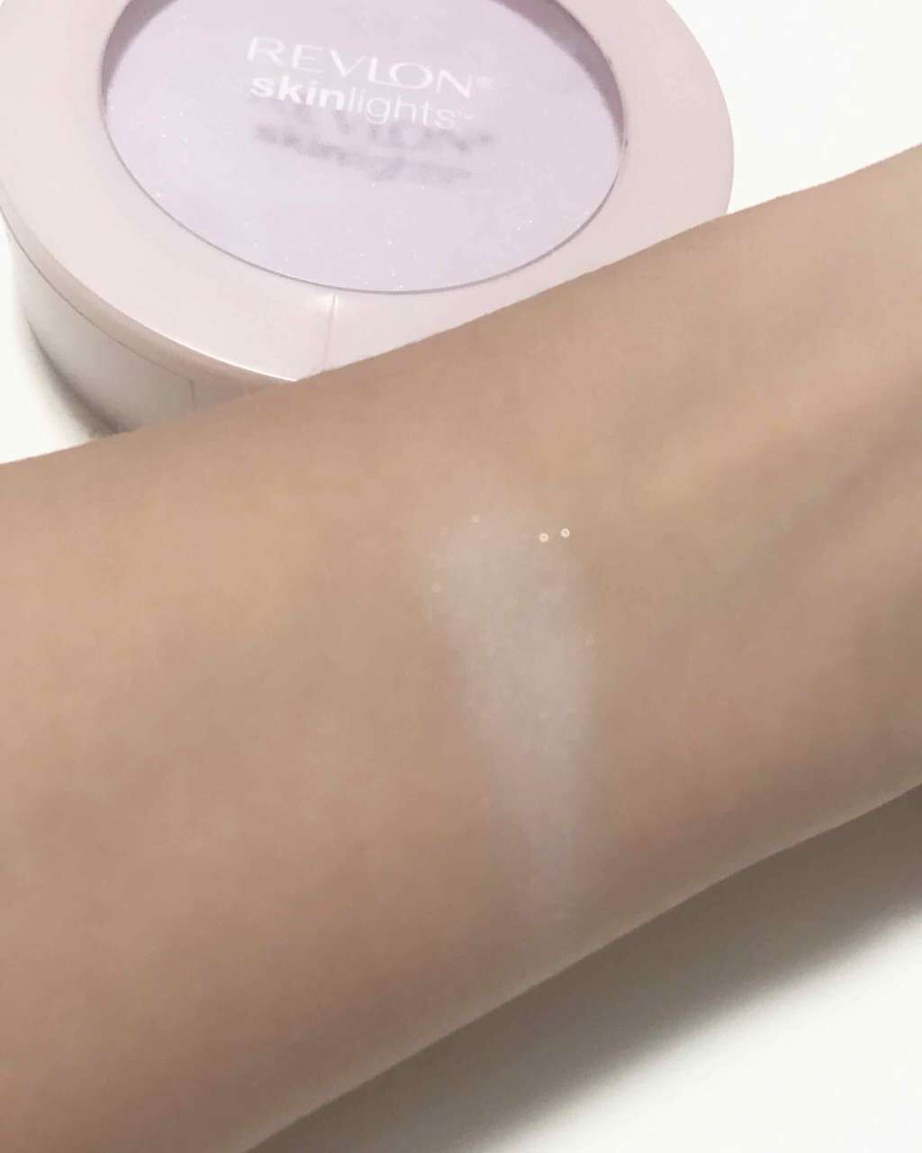 スキンライト プレスト パウダー/REVLON/プレストパウダーを使ったクチコミ(4枚目)