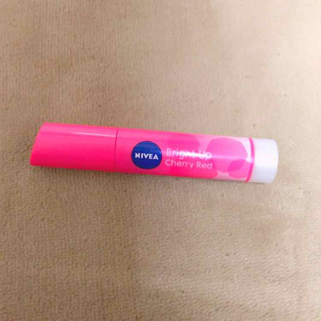 モイストピュアカラーリップ/ニベア/リップクリームを使ったクチコミ（2枚目）