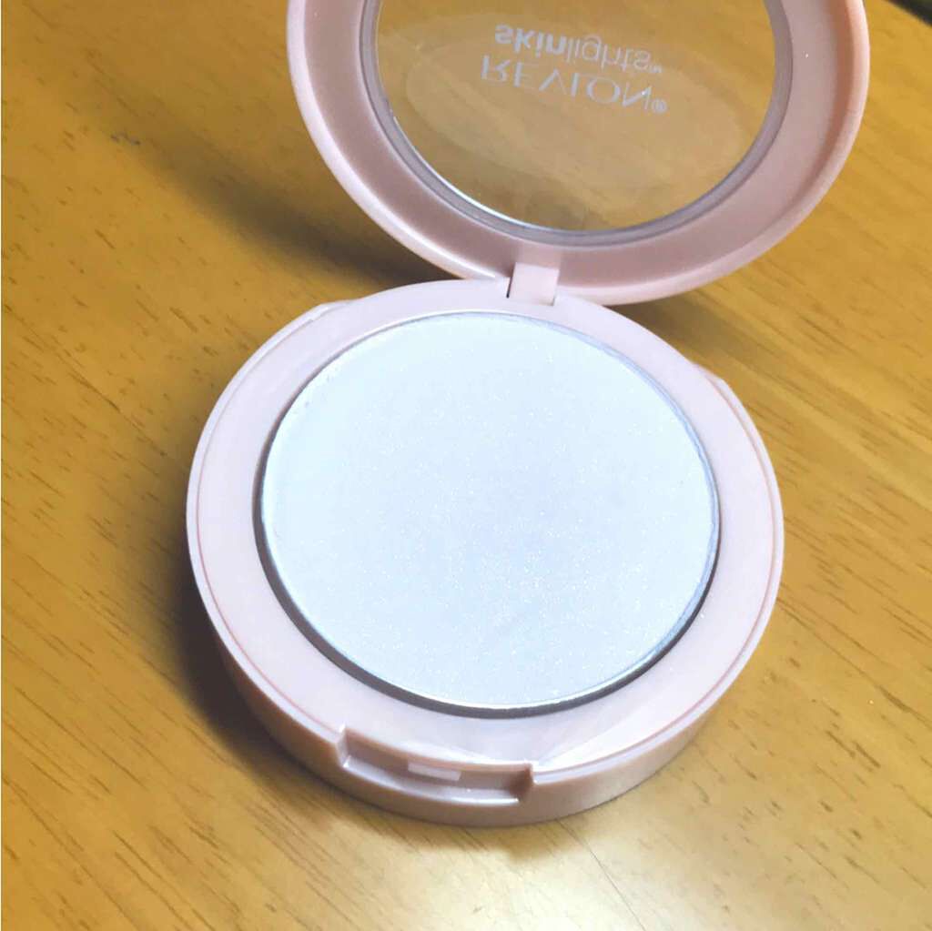 スキンライト プレスト パウダー/REVLON/プレストパウダーを使ったクチコミ(2枚目)