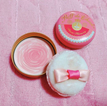 パフ・デ・チーク(フラワーハーモニー)/MAJOLICA MAJORCA/パウダーチークを使ったクチコミ(2枚目)