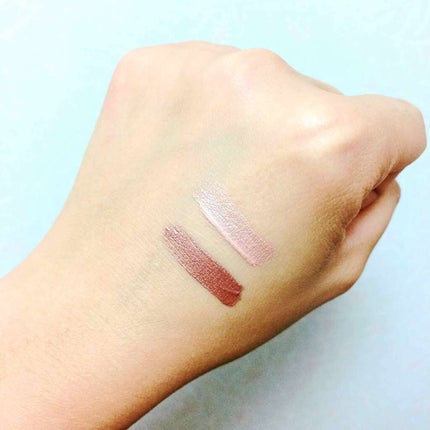 スパークリングアイグロス/スウィーツ スウィーツ/リキッドアイシャドウを使ったクチコミ(2枚目)