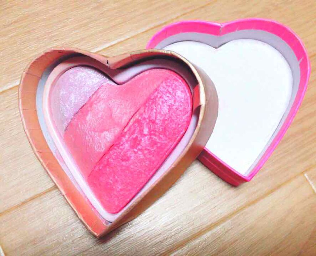 ブラッシング ハート/MAKEUP REVOLUTION/パウダーチークを使ったクチコミ(2枚目)