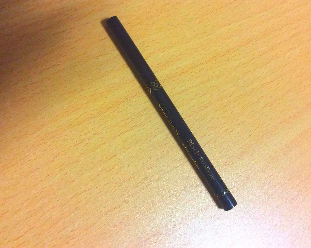 ブラックアイライナー細芯/CEZANNE/リキッドアイライナーを使ったクチコミ(1枚目)