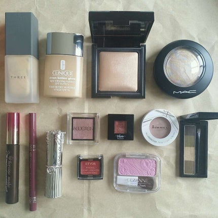 イーブン ベター グロウ メークアップ 15/CLINIQUE/リキッドファンデーションを使ったクチコミ(1枚目)