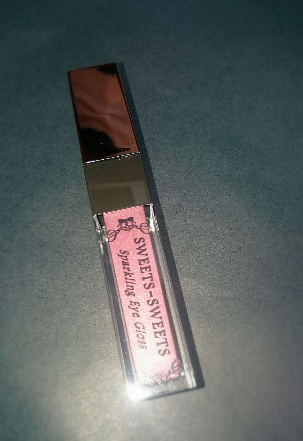 スパークリングアイグロス/スウィーツ スウィーツ/リキッドアイシャドウを使ったクチコミ（1枚目）
