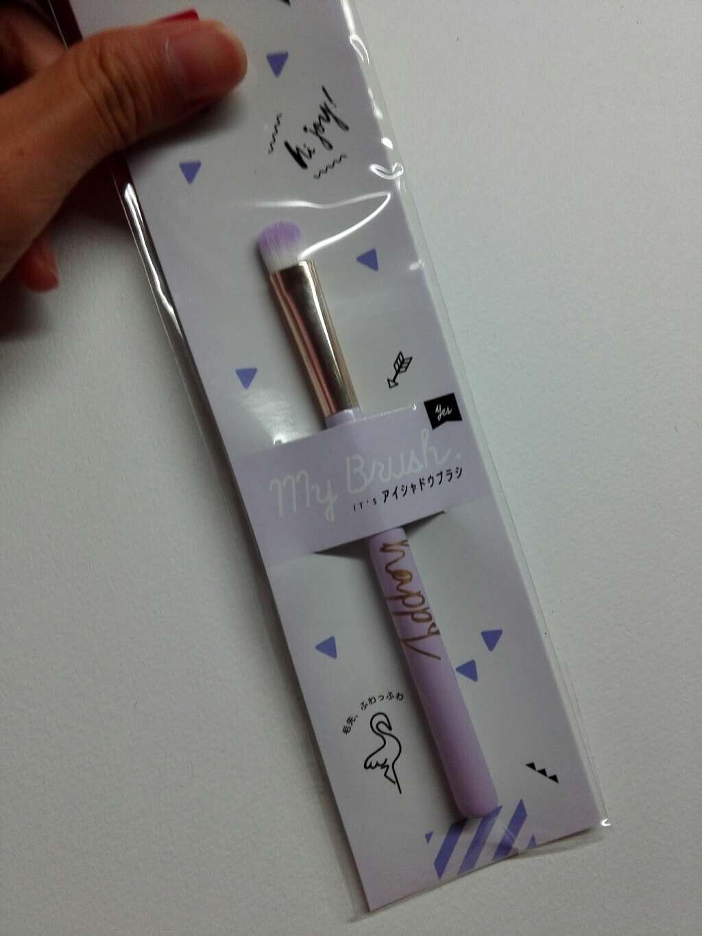 春姫 アイシャドウブラシ/DAISO/メイクブラシを使ったクチコミ(1枚目)