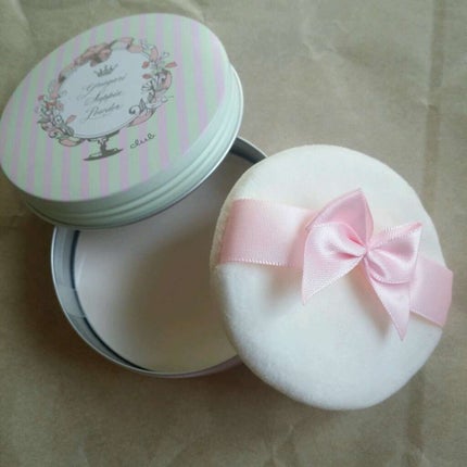 すっぴんパウダー/クラブ/プレストパウダーを使ったクチコミ(1枚目)