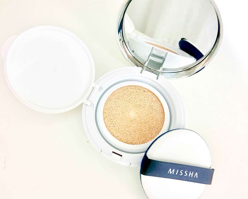 M クッション ファンデーション(モイスチャー)/MISSHA/クッションファンデーションを使ったクチコミ(1枚目)