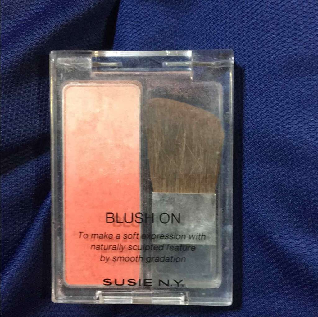 スージー ブラッシュオン/SUSIE N.Y./パウダーチークを使ったクチコミ(1枚目)
