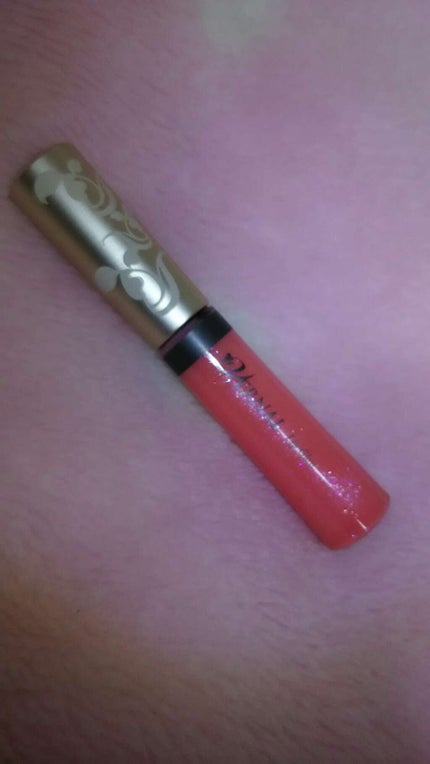 エッセンスリップグロス/ヴァーナル/リップグロスを使ったクチコミ(1枚目)