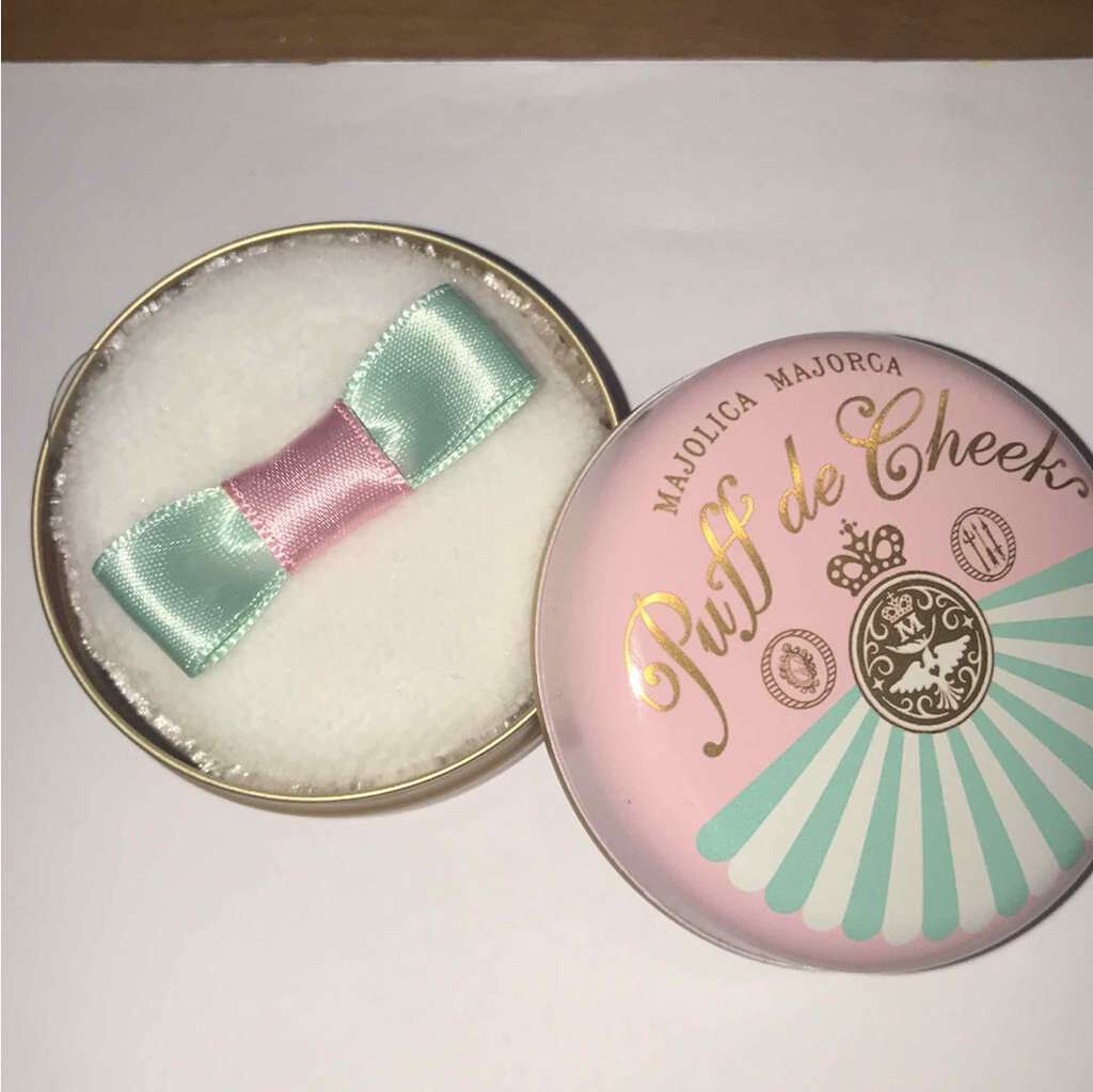 パフ・デ・チーク/MAJOLICA MAJORCA/パウダーチークを使ったクチコミ(1枚目)