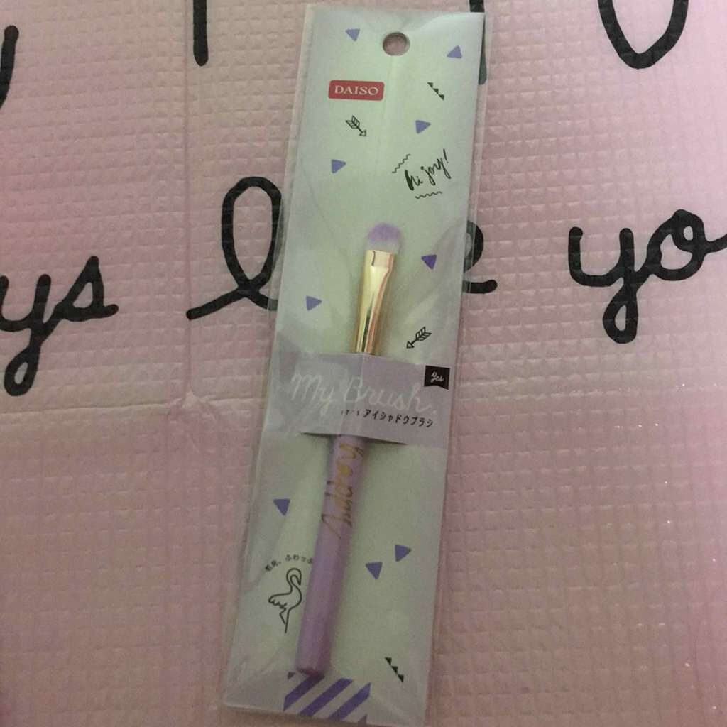 春姫 ファンデーションブラシ/DAISO/メイクブラシを使ったクチコミ（2枚目）