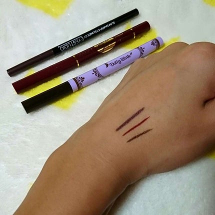 アイステュディオ スリム アイライナー/MAYBELLINE NEW YORK/ペンシルアイライナーを使ったクチコミ(2枚目)