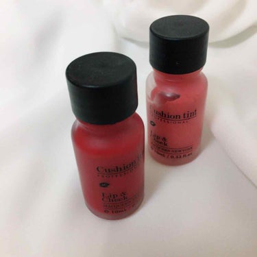 MACQUEEN NEWYORK クリーミーリップティントのクチコミ「《MACQUEEN  NEWYORK》
CREAMY LIPTINT 全6色

こちらはマック.....」（1枚目）