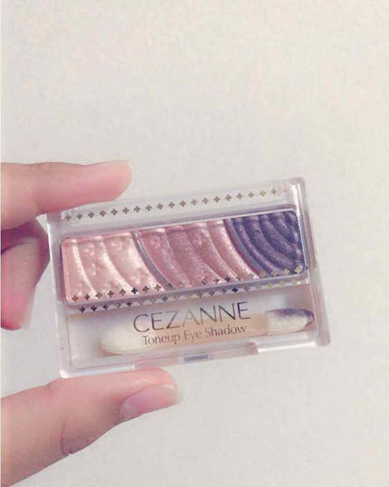 トーンアップアイシャドウ/CEZANNE/アイシャドウパレットを使ったクチコミ(1枚目)