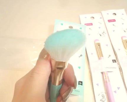 春姫 チークブラシ/DAISO/メイクブラシを使ったクチコミ(2枚目)