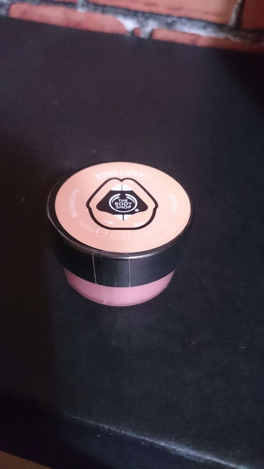 ボーンリッピー リップバーム ストロベリー/THE BODY SHOP/リップバームを使ったクチコミ(2枚目)