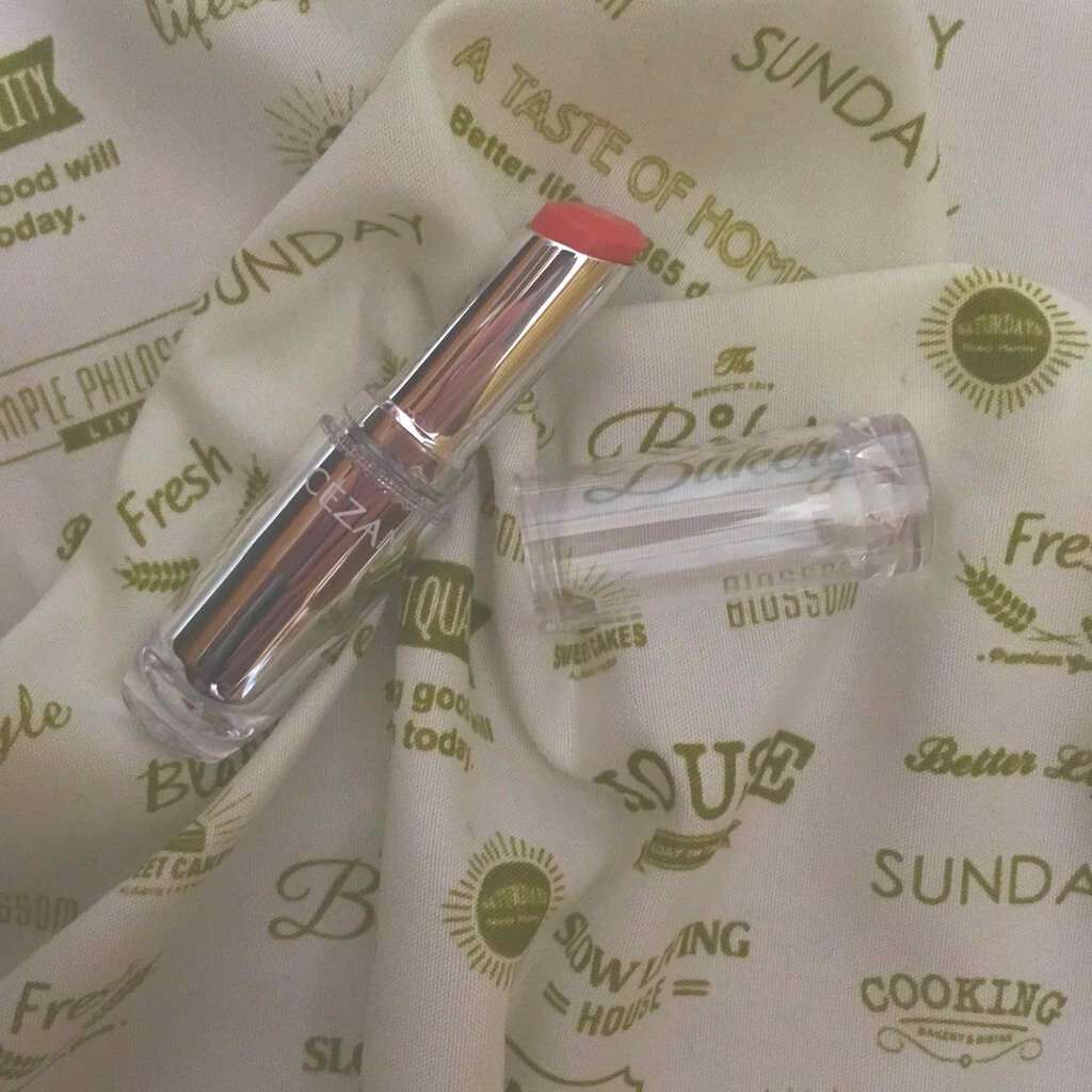 ラスティンググロスリップ/CEZANNE/口紅を使ったクチコミ(1枚目)