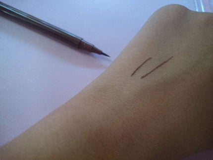 クイックイージーアイライナー 02 チェリーブラウン/キャンメイク/リキッドアイライナーを使ったクチコミ(2枚目)