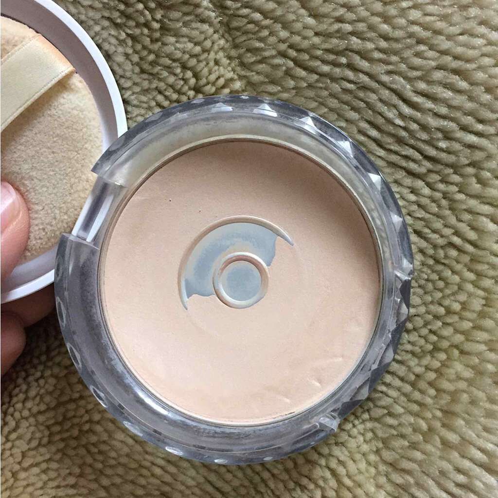 UVクリアフェイスパウダー/CEZANNE/プレストパウダーを使ったクチコミ(2枚目)