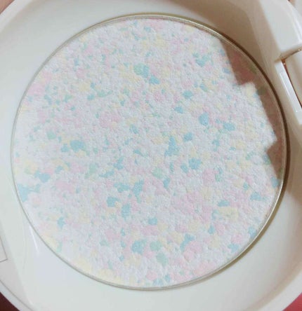 プレスト フェイス パウダー/PAUL & JOE BEAUTE/プレストパウダーを使ったクチコミ(2枚目)