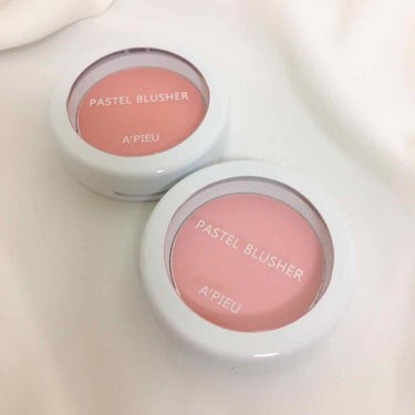 《A'PIEU》PASTEL BLUSHER 全13色

こちらは韓国コスメMISSHAの姉妹ブランド
A' PIEUのパステルブラッシャーです✨

このチークのお気に入りなところは、
発色の良さ と 