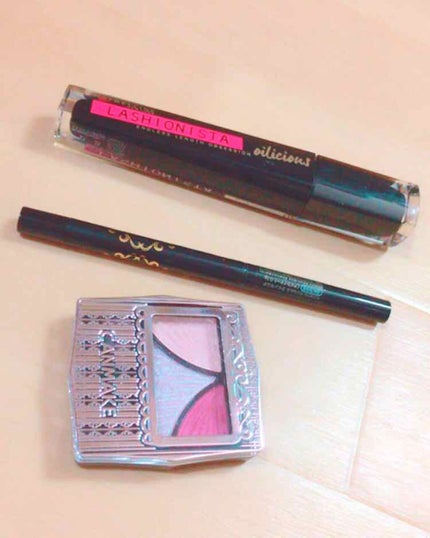 ラッシュニスタ オイリシャス/MAYBELLINE NEW YORK/マスカラを使ったクチコミ(1枚目)