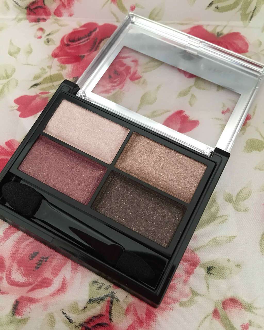 ロイヤルヴィンテージ アイズ/リンメル ロンドン/アイシャドウパレットを使ったクチコミ（3枚目）