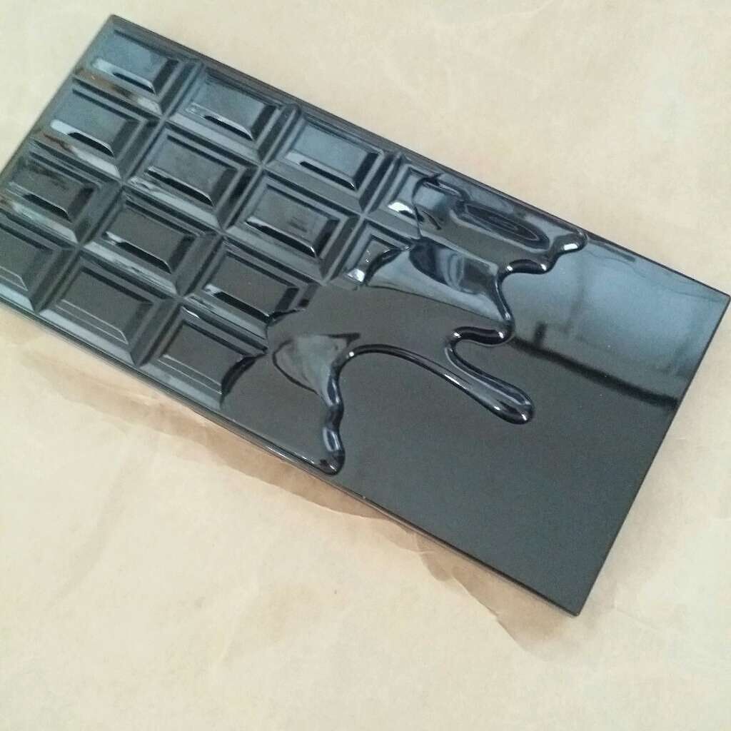 アイラブチョコレート/MAKEUP REVOLUTION/アイシャドウパレットを使ったクチコミ(3枚目)