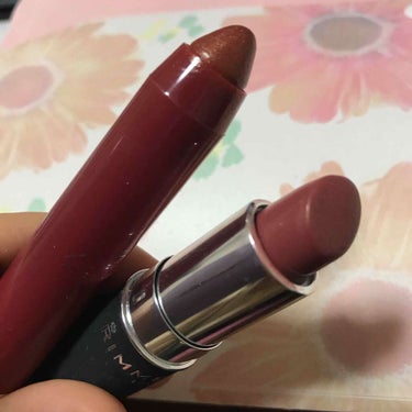 💄最近お気に入りのリップメイク💄

最近お気に入りのリップの組み合わせは
レブロン バームステインの55番と
リンメル マシュマロルックリップスティックの015番です✨

リンメルのリップのカラーがすご