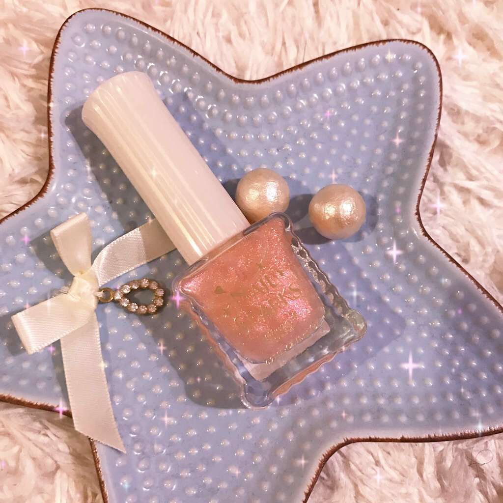 ウィンマックス ネイルスパークス/DAISO/マニキュアを使ったクチコミ(1枚目)