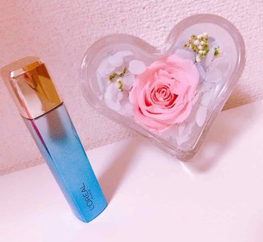 ❁*. L'Oreal Paris ユイルカレス 809
アカリンがレビューしてて欲しくて欲しくて、、地元じゃ売ってなかったので新潟に行った時に売っていて即買いました😍
細かいパールがうっすらと配合され