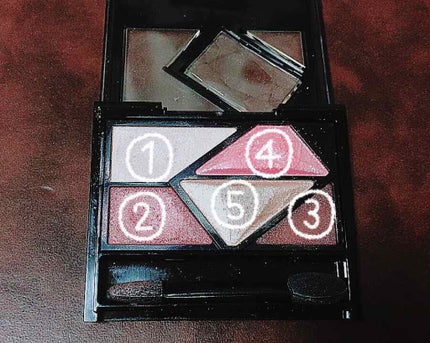 メタルグラマーアイズ/KATE/アイシャドウパレットを使ったクチコミ(2枚目)