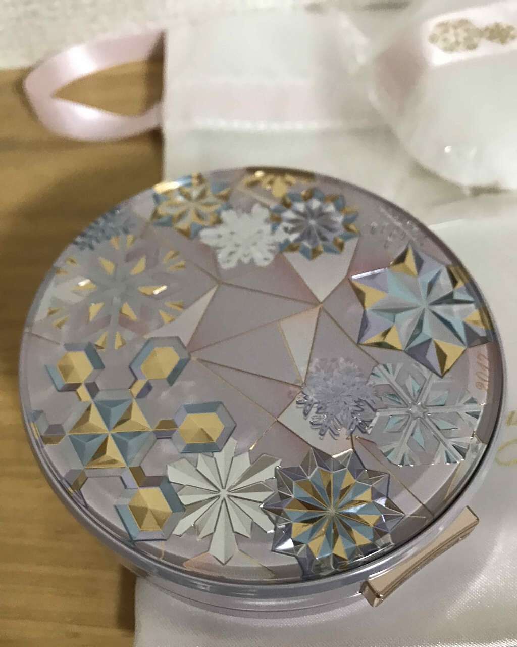 スノービューティー ホワイトニング フェースパウダー 2017/スノービューティー/プレストパウダーを使ったクチコミ(1枚目)