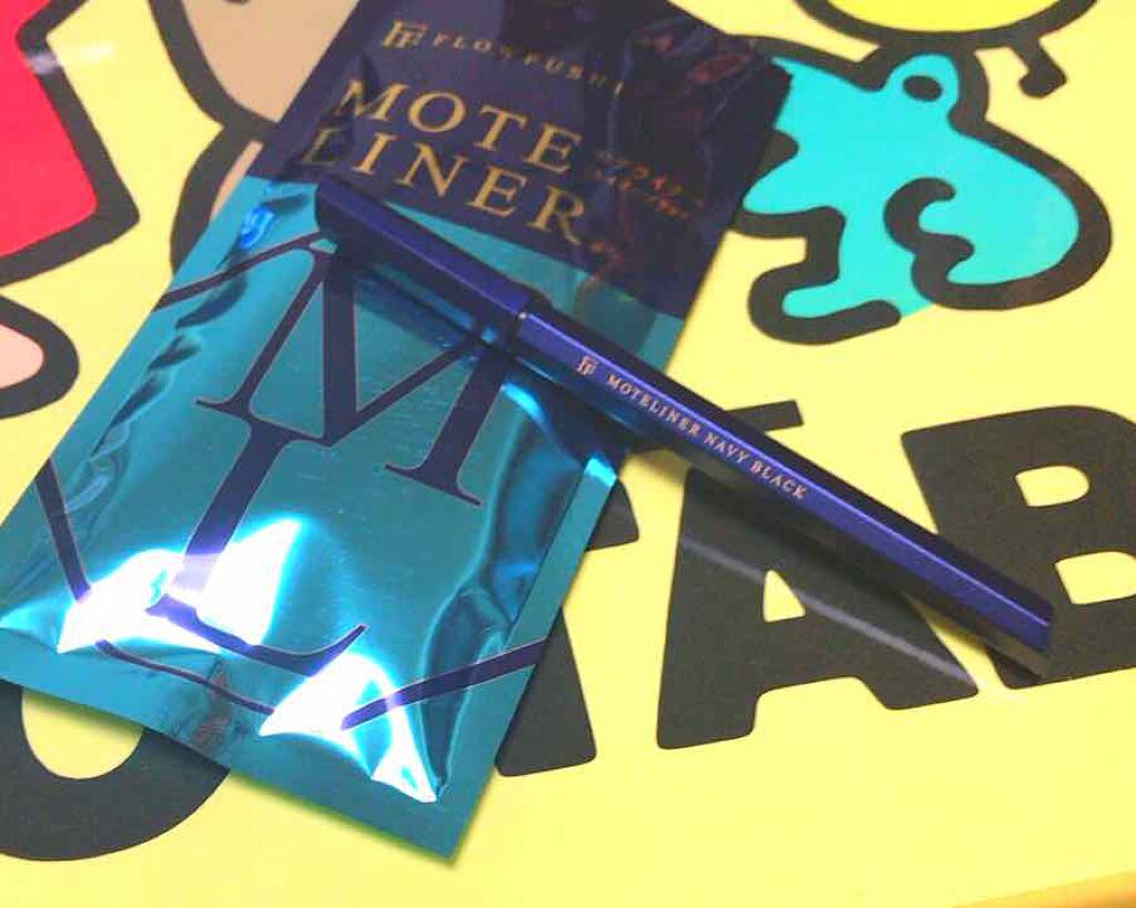 モテライナー リキッド/UZU BY FLOWFUSHI/リキッドアイライナーを使ったクチコミ(1枚目)